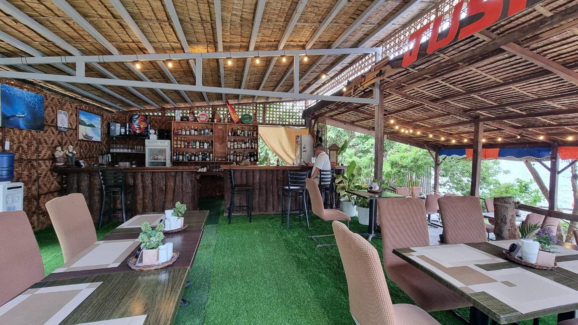 Jush Native And Glamping Hotel Dauis Exterior foto