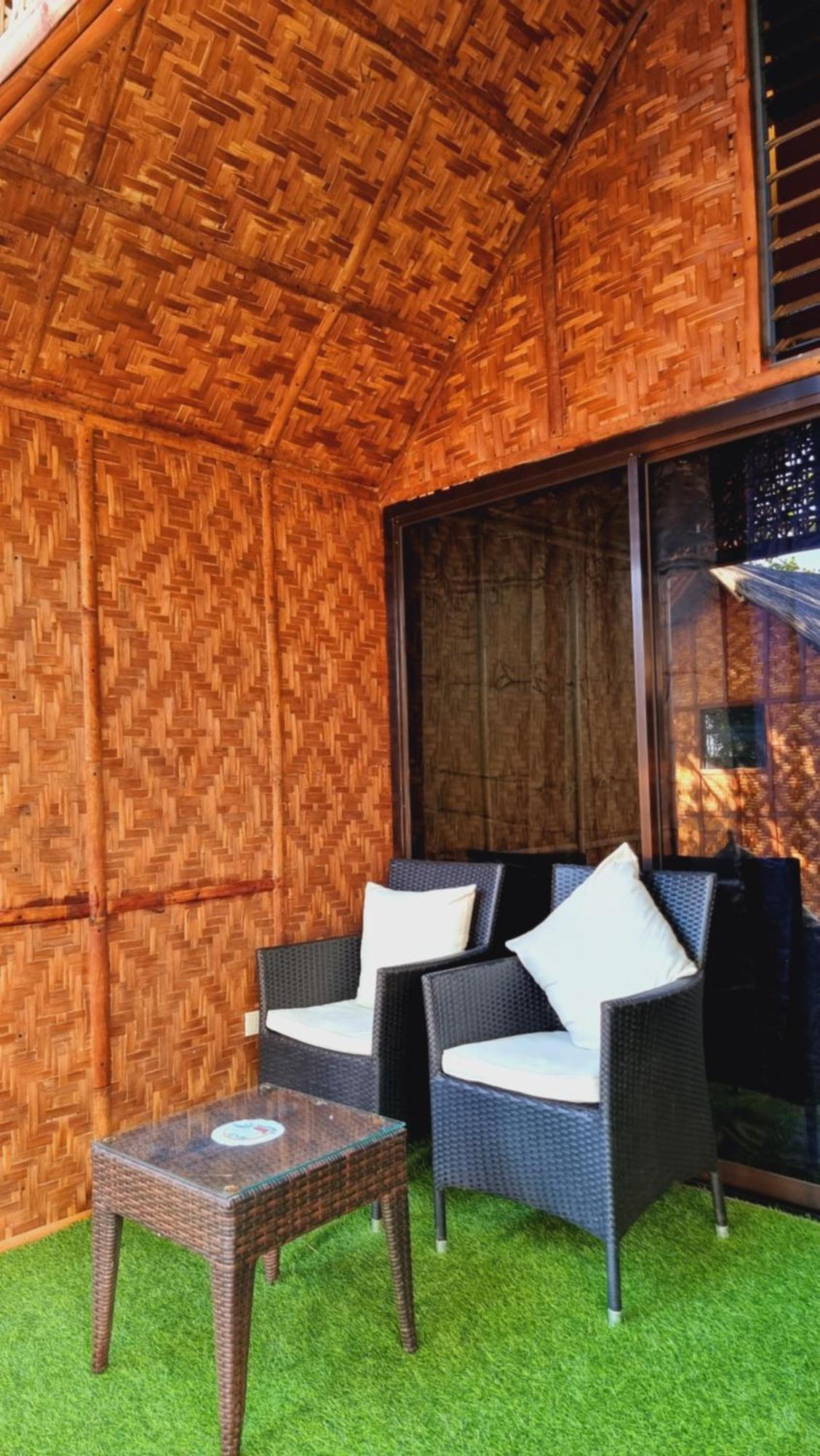 Jush Native And Glamping Hotel Dauis Exterior foto