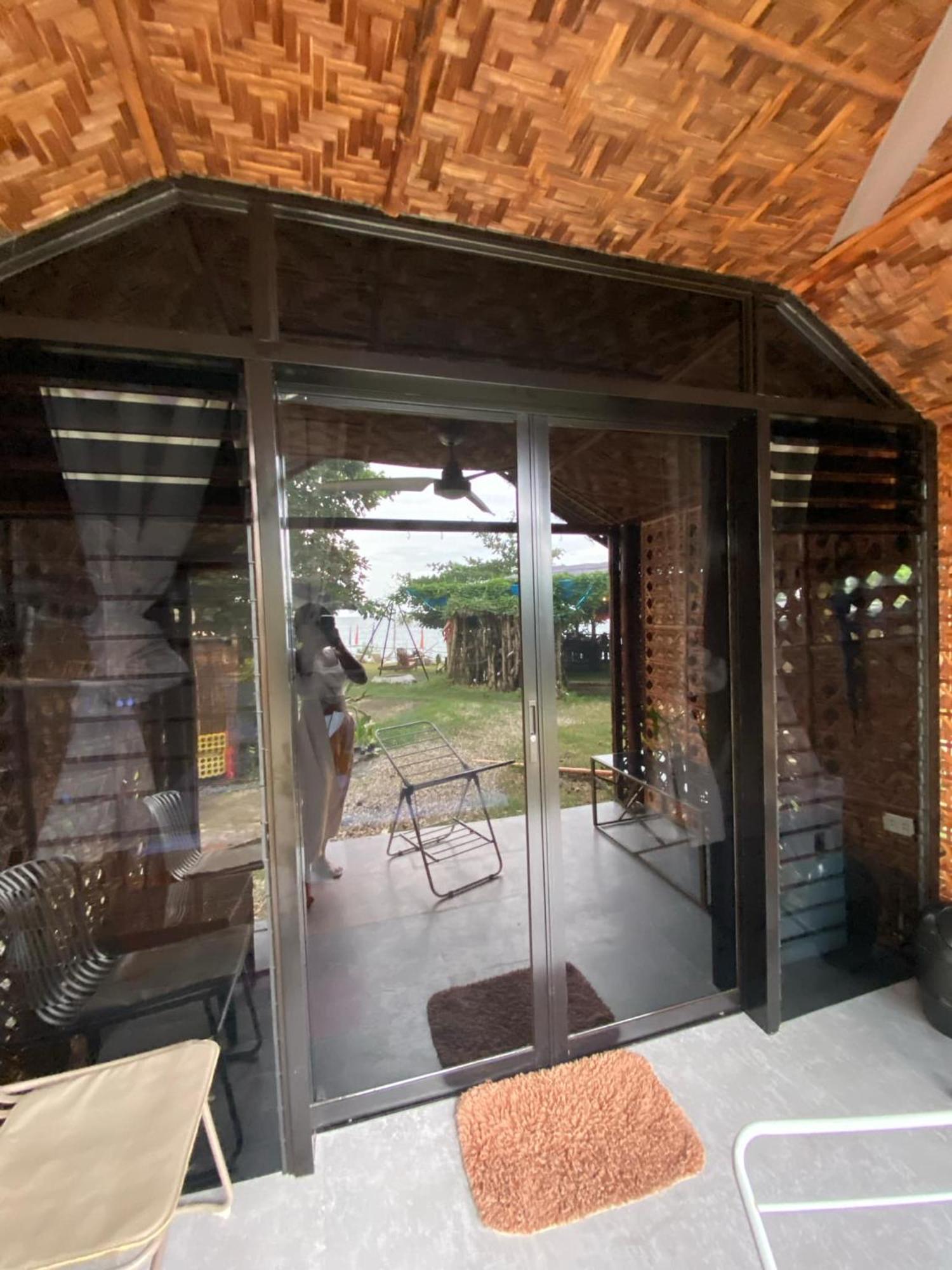 Jush Native And Glamping Hotel Dauis Exterior foto